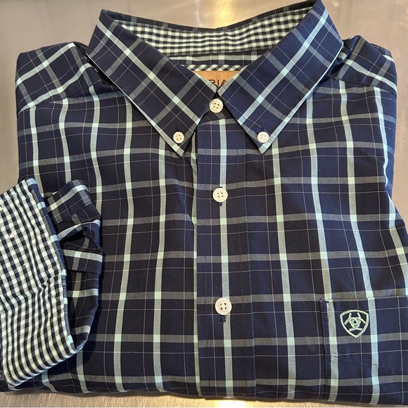 5-Ariat Men’s Long Sleeve Lot - Picture 5 of 5